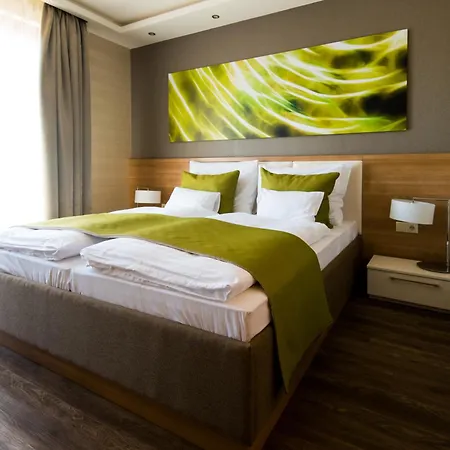 Bh Kristály 3* Debrecen