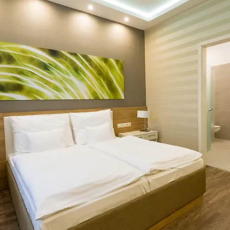 Hotel Bh Kristaly