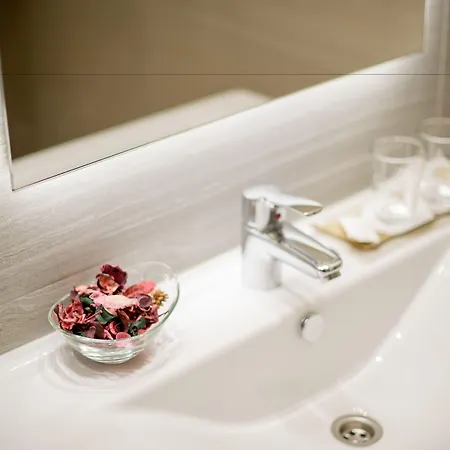 Bh Kristaly Hotel Debreţin