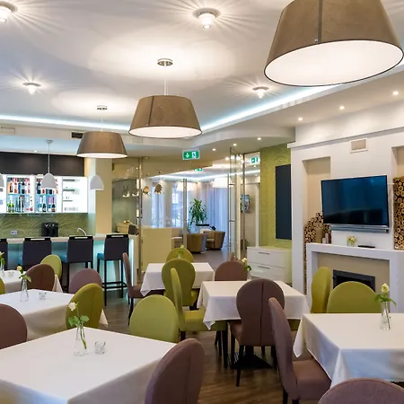 Bh Kristaly Debreţin