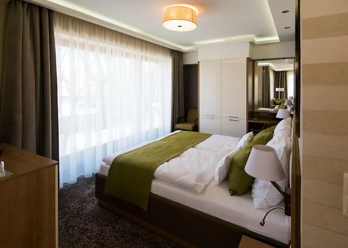 Bh Kristaly Hotel 3*